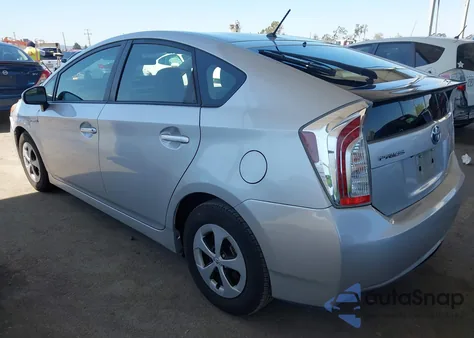2015 Toyota Prius Two z USA, uszkodzony, nr VIN JTDKN3DU9F1958534